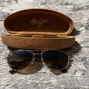 Maui Jim Silver Aviator Sunglasses with Case